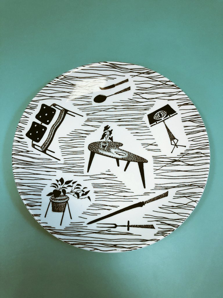 womensart1's tweet photo. “Homemaker” a tableware design by Enid Seeney (1931-2011) launched in 1957, it became a 20th century design classic #WomensArt https://t.co/vnTeK5lWjT