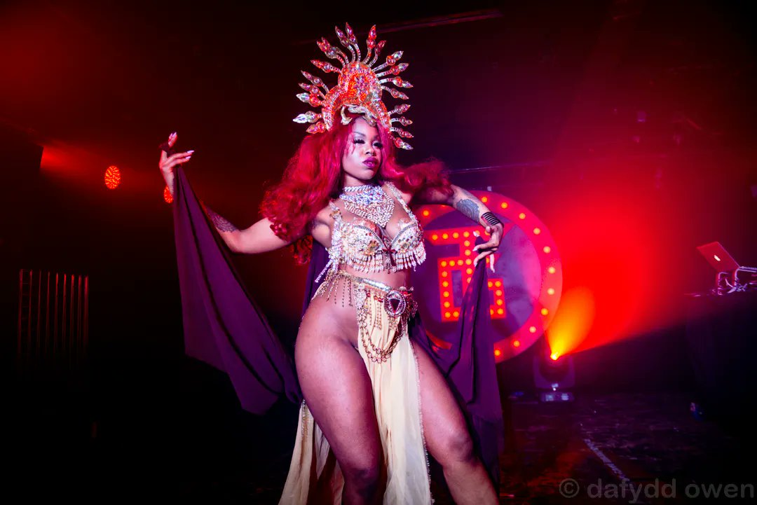 Torture Garden Club (@torture_garden) on Twitter photo Glamorous burlesque queen <a href="/mscocodeville/">Mscocodeville</a> will be returning to the TG stage for our Manchester party at @hiddenclubmcr on 30th September 🥵 🥵 🥵
🎟️ 🎟️ 🎟️ via the website
torturegarden.com/tg-manchester-…
📸 <a href="/DafEOwen/">Dafydd Owen</a> Glamorous burlesque queen <a href="/mscocodeville/">Mscocodeville</a> will be returning to the TG stage for our Manchester party at @hiddenclubmcr on 30th September 🥵 🥵 🥵
🎟️ 🎟️ 🎟️ via the website
torturegarden.com/tg-manchester-…
📸 <a href="/DafEOwen/">Dafydd Owen</a>