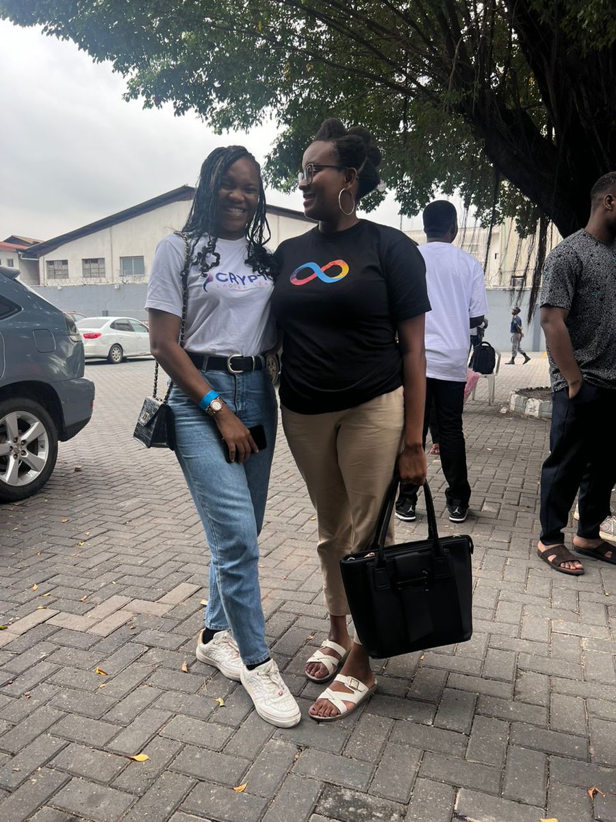 Joyce_Joe_E's tweet image. The Web3 Lagos Conference felt more like a gathering of family than a conference.

I had the pleasure of meeting the phenomenal @kagondu_yvonne of  @DaoLadies 

Thanks @Ebunayo08 for putting together #W3LC