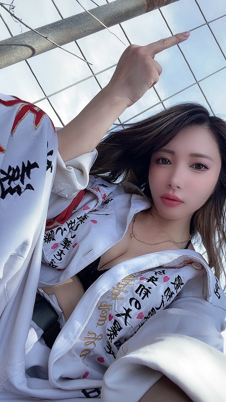 Highlights by 志築杏里👽しつきあんり🔪ヤンキー姉 (@0721Anri) / X