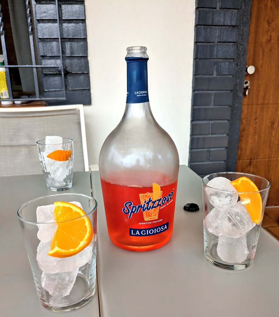 Stocks & Tomatoes tweet media