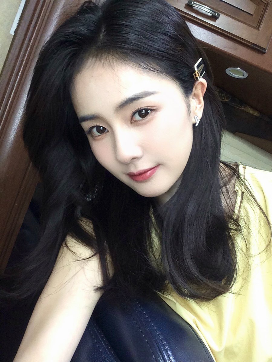 bailu_thaifans's tweet photo. 230903｜BaiLu Information station Weibo update 🤳

“ ภาพเซลฟี่ของไป๋ลู่คนสวยมาแล้ว สดให��่ 100%🍍แบบไม่มีเติมแต่ง ”

🔗https://t.co/i22vet4ZOz
#ไป๋ลู่ #BaiLu #白鹿 https://t.co/xamkUWuAmE