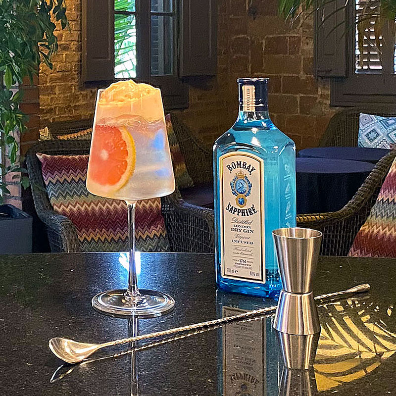 TorreRosaBCN's tweet photo. Este mes de septiembre, te presentamos una nueva manera de disfrutar de tu Gin-tonic, el Cel Rogent
https://t.co/xPbfMsaJz9
#CelRogent #CóctelDelMes #CocteleríaTorreRosa #TorreRosabcn #CocteleriaBarcelona #Cócteles #Barcelona https://t.co/pBqZKs6CZ4