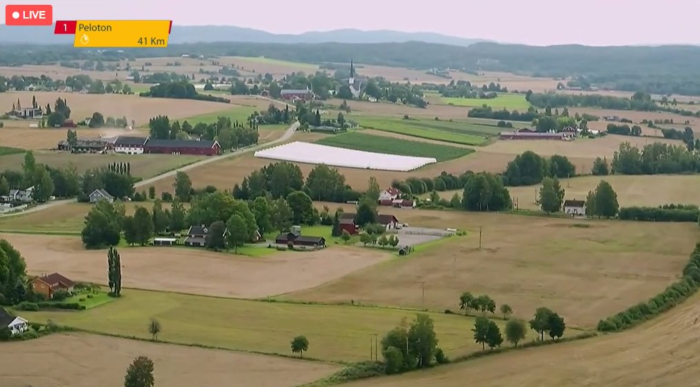 FirstCycling's tweet image. We&apos;re approaching 40km to go in Gylne Gutuer and it&apos;s still all to play for! @UnoXdevelopment 

Tune in LIVE @FirstCycling: firstcycling.com/udw.php