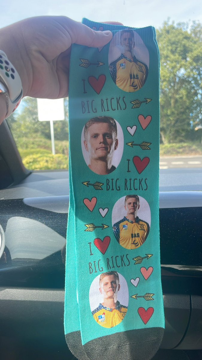 𝐿𝓊𝒸𝓎 𝒥𝒶𝓎𝓃𝑒 𝑅𝑒𝑒𝓈 tweet media