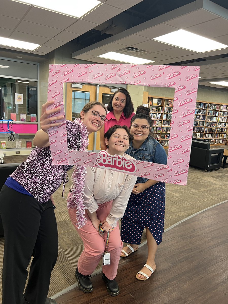 SLCSD Libraries tweet media