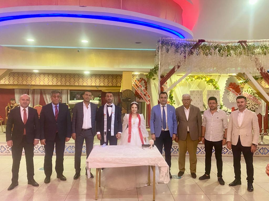 Kırıkkale İl Başkanımız Sn. Yücel Karabacak’a ve Yönetim kurulumuza,  Kocaeli Şube başkanımız Sn. Yaşar Şanlı’ya ve kıymetli Eşine, TÜRKAV Kırıkkale İl Başkanımız Sn. Özgür Şahbaz’a, ve ismini sayamadığım kıymetli misafirlerimize, eş dost ve akrabalarımıza çok teşekkür ediyorum.