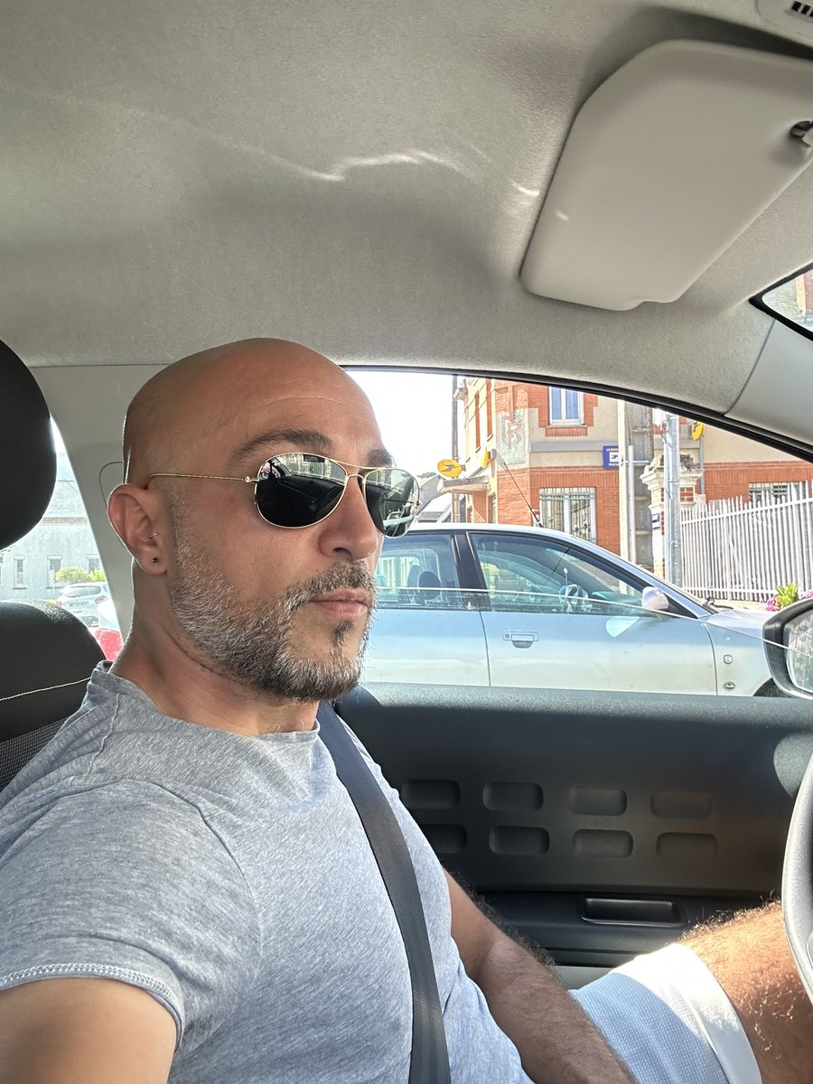 Taltapage's tweet photo. I should tell my face this work day is over… time to join my husband and enjoy the sun together.
#sundayatwork #nurse https://t.co/9lM695PVS2