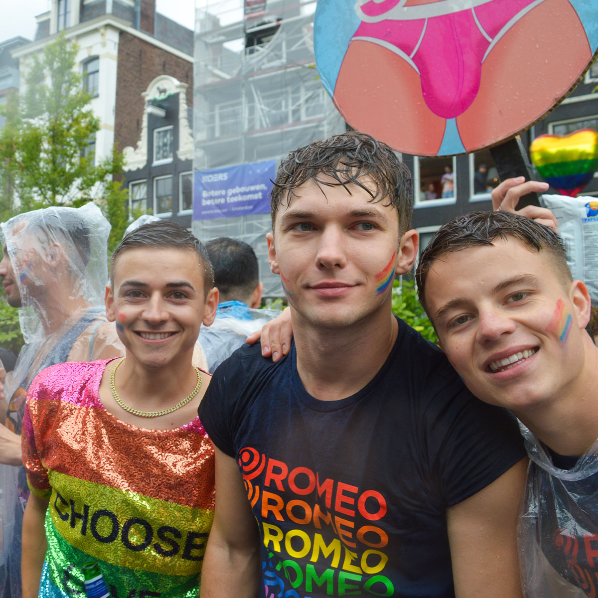 'Are you gay?'

You might have seen Instagram reels by Art Bezrukavenko posing this question to people on the street. He and his friends Stan & Michael were on our boat during Amsterdam Pride. Do you follow them? Which one is your favourite?

#ROMEO #RomeoLove #RomeoPride