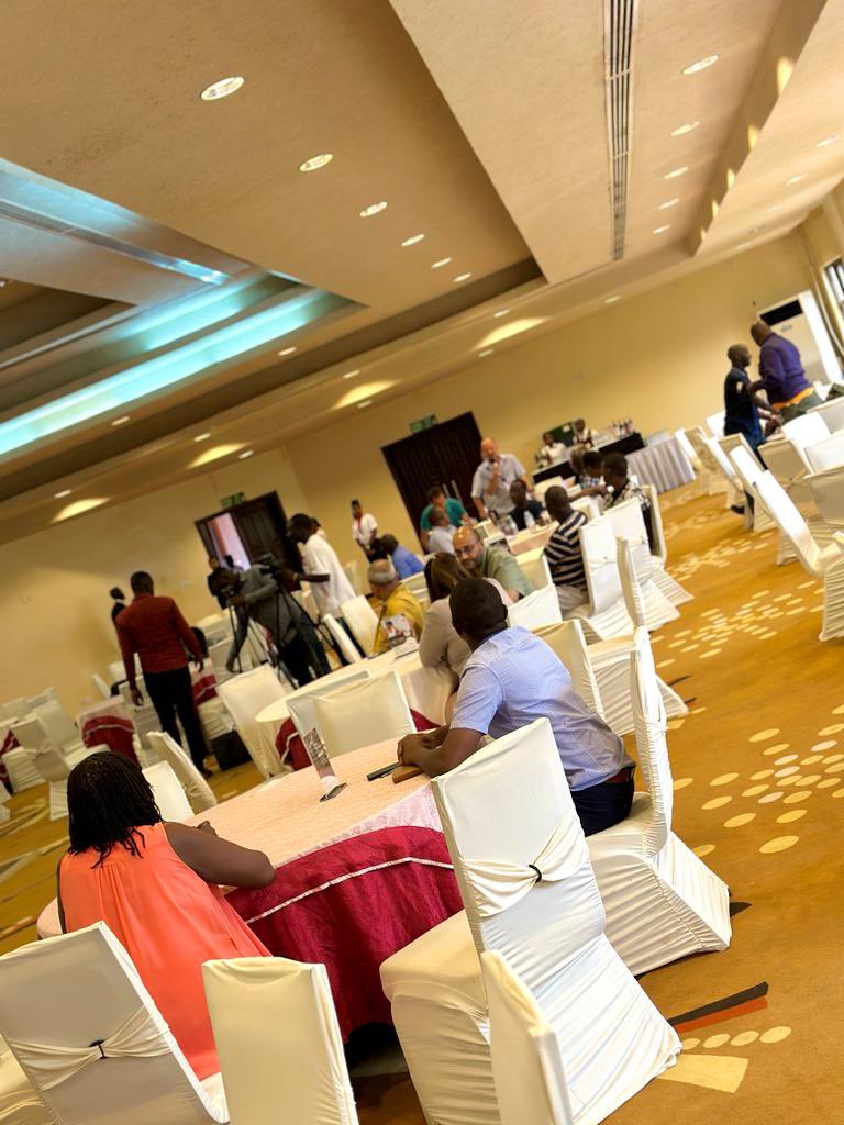 bamwinejnr's tweet photo. Happening now at Royal Suites Bugolobi: 

Bugolobi residents have proposed to start Bugolobi Property Owners and Tenants Association (BPOTA) to provide a platform for residents to work together towards the management and upkeep of the area.

#BPOTA https://t.co/oMdMh4VK7n