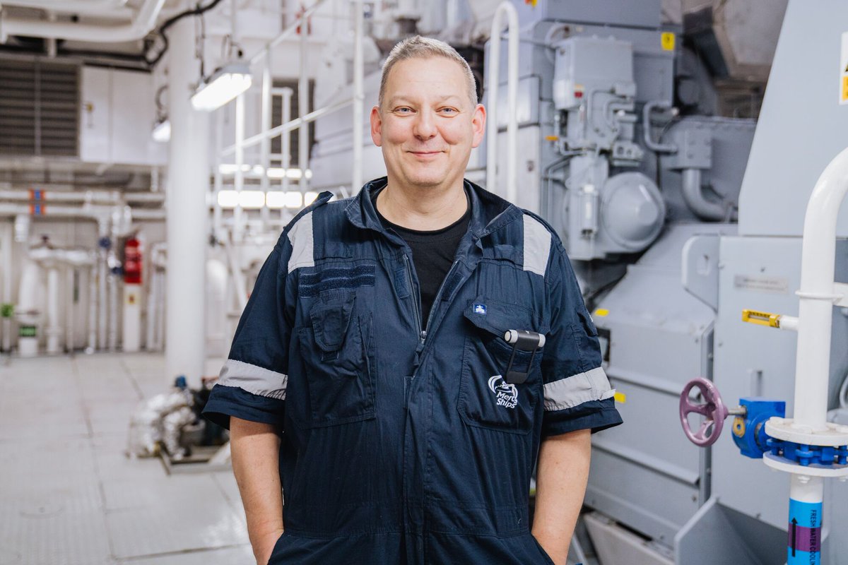 MercyShips's tweet photo. The Second Engineer on board a Mercy Ship is in charge of the Engineering Department, the beating heart of the ship.
Do you have the skillset for this important #volunteer position? Learn more: https://t.co/ewqagKVUki
#Engineer #SecondEngineer #FindYourPlaceOnBoard #MercyShips https://t.co/CUSzzgGMKw