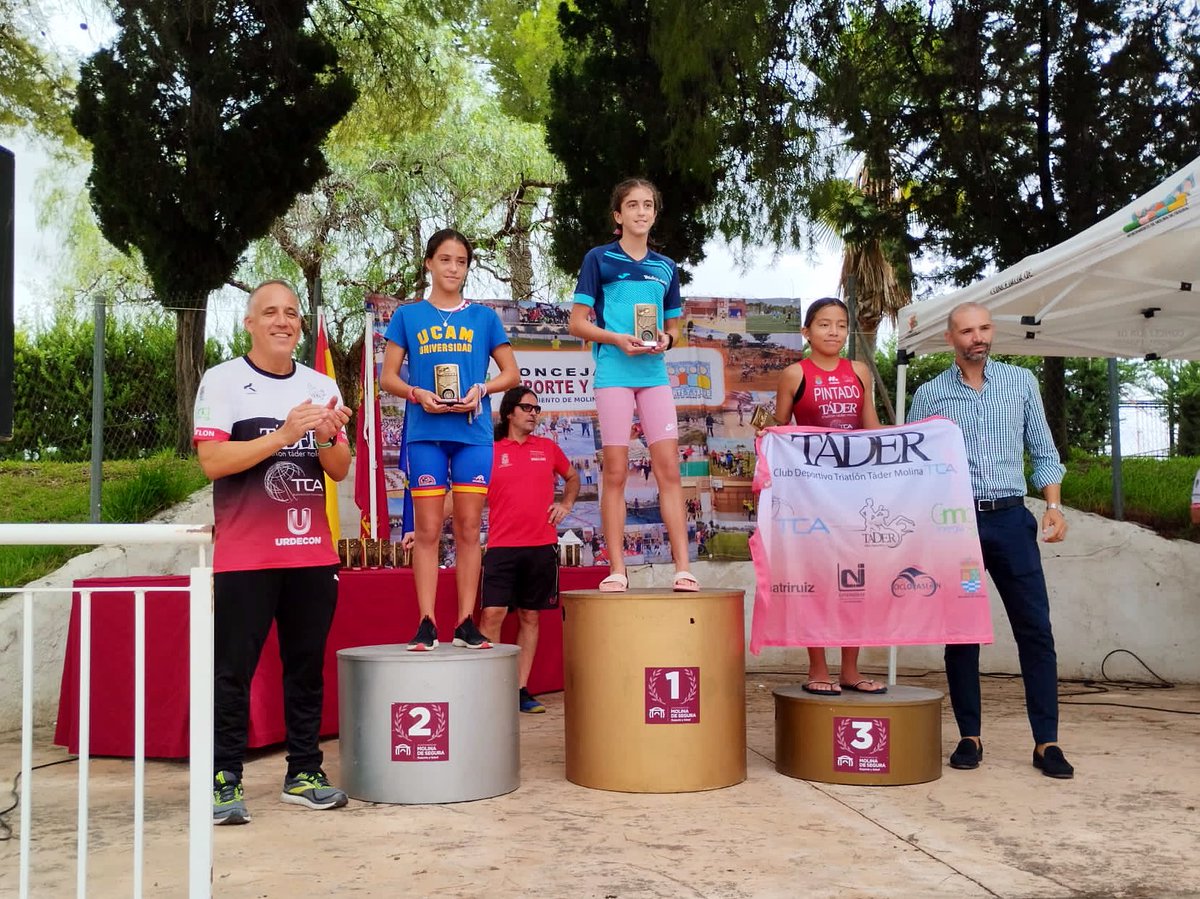 Carlos1Perello's tweet photo. 👏🏻 Enhorabuena a tod@s los participantes del VI Acuatlón solidario #VillaDeMolina a beneficio de #Dismo 🏊♀️ 🏃♂️.
Las adversidades meteorológicas ☔️ no han podido con el deporte. Gracias a los clubes, técnicos y concejalía de @DEPORTEYSALUD4 por el trabajo realizado en todo momento. https://t.co/vBNxHjW9cy