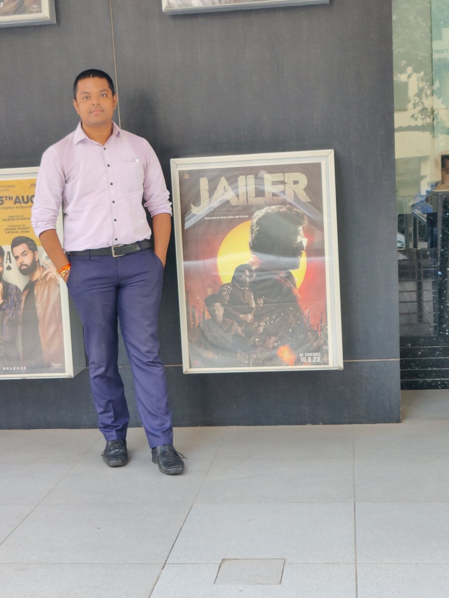 Watched Superstar #Rajinikanth movie #Jailer @rajinikanth

#Gadar2 #Gadar #SunnyDeol #AnilSharma #IndianCinema
#चलचित्र #भारतीय_चलचित्र 
#GadarEkPremKatha 
#Ajmer92 #72Hoorain
#SPYMovie 
#TheKeralaStory #TheDelhiFiles #BorderMovie #TheVaccineWar
#TheKashmirFiles