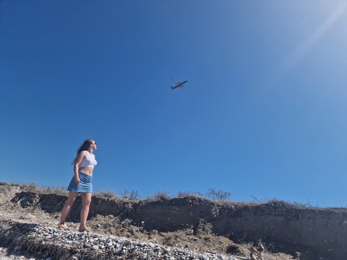 wkurwia mnie już wsp&oacute;las, a może jest jakiś chętny na 2 tyg nagrywania miłości greckiej?  Wylot za 3