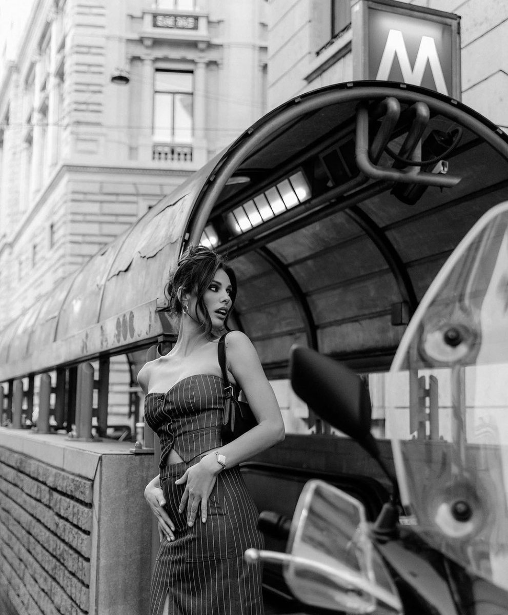 supportermellos's tweet photo. la bellezza di questa donna ❤️
#mellos https://t.co/oPFD6YKyDS