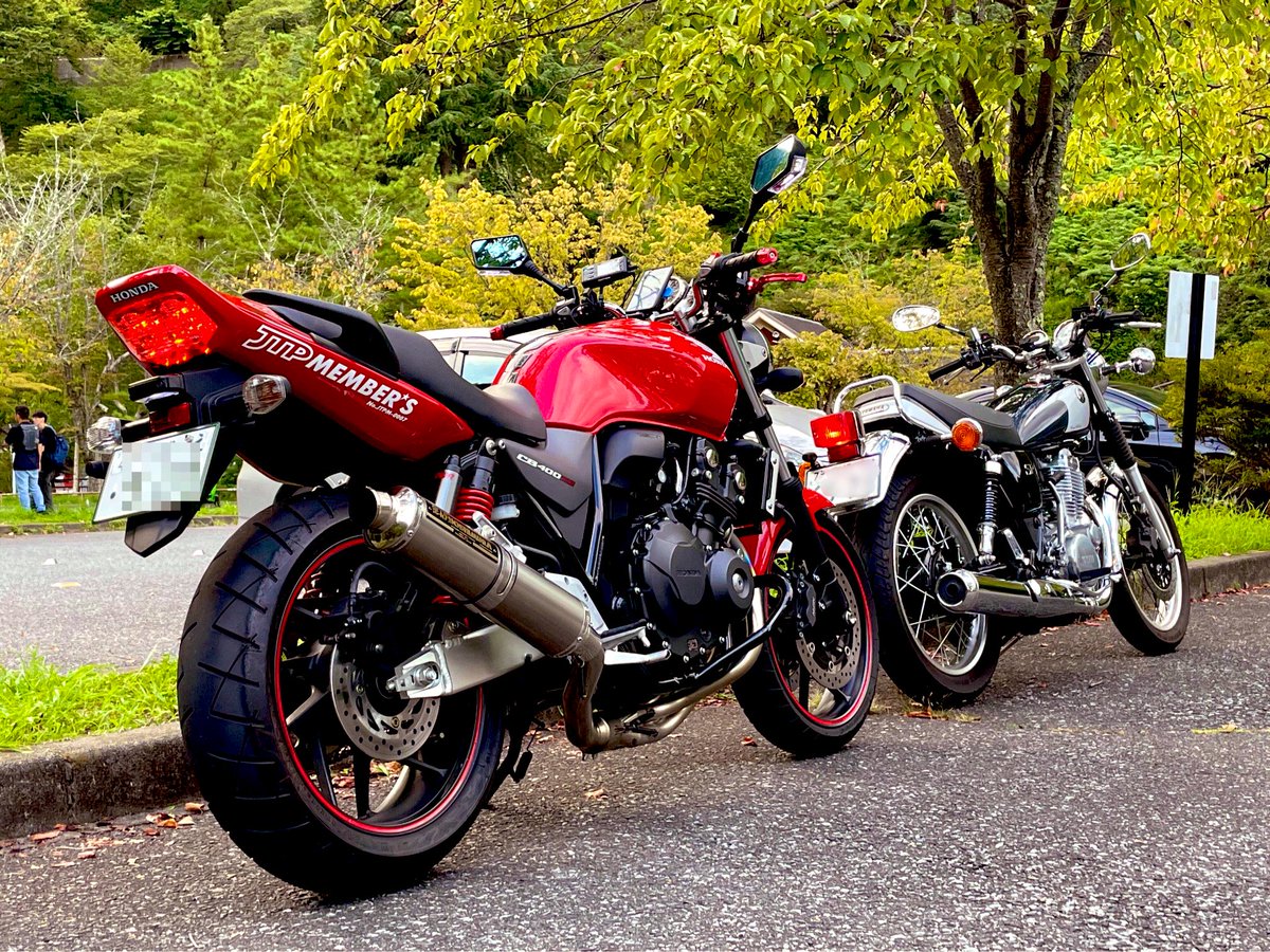 acchori7's tweet photo. 丹波山村〜奥多摩😆😂🤣✨
R411プチツーリング🏍️💨
朝夜は、だいぶ涼しくなりましたね🍁
バイクシーズン突入っすね🎶
#R411 #多摩里場 #奥多摩 #丹波山村 #東京都 #山梨県 #ツーリング #cb400sf #sr400 #sr400fe #sr400finaledition #ヤマハ #yamaha #ホンダ #honda https://t.co/lLYL0HPNOM