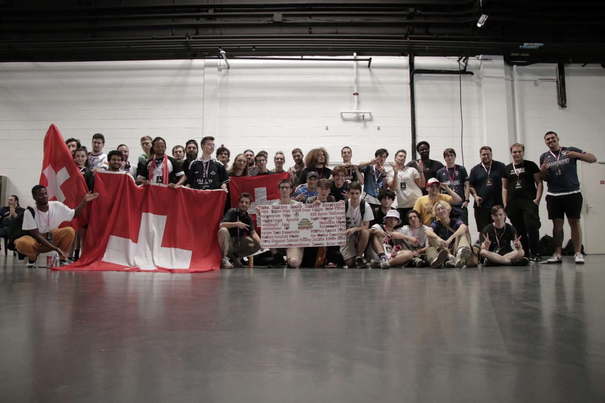 That's a wrap for us at Tera 💙🤍

Thanks to everyone and Hopp Schwitz 🇨🇭

📸 <a href="/DashStudioCH/">DashStudio</a>