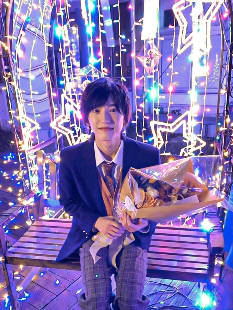 Naniwa_michi_02's tweet photo. 드라마 첫 주연, 골든 첫 주연, 영화 첫 주연, 그리고 24시간 드라마 첫 주연까지. 밋치의 역사를 함께 할 수 있어서 새삼 너무나 행복하고 기뻐ㅠㅠ 곧 다가올 tbs 화10 첫 출연도 화이팅!! 앞으로도 열심히 지켜보면서 응원할께. 오늘도 참 많이 좋아해, 밋치! 

#道枝駿佑 
#なにわ男子 https://t.co/lKgkjotLpp