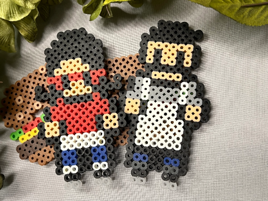 sarah2crafts's tweet photo. Love and Burgers! ❤️🍔 It's 9/3, you know 9 is divisable by 3. Join us in raising a glass, or a burger, to this dynamic duo! Share your favorite Bob and Linda moments with us! 📺💞 #BobAndLindaAnniversary #BobsBurgersLove #AnimationCelebration #TVCoupleGoals #PixelArt https://t.co/ztAl7ozZbn