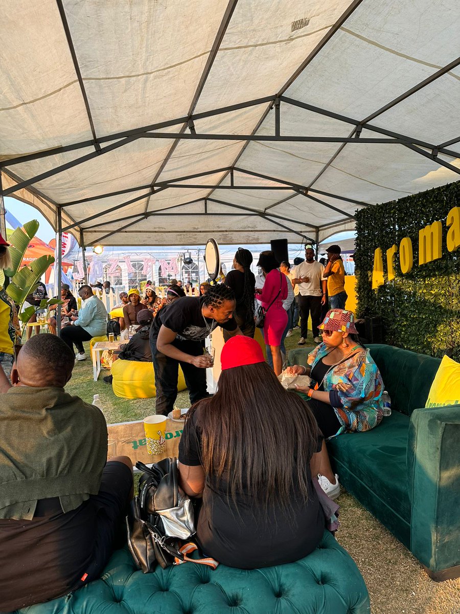 UrbanStreetZA tweet picture