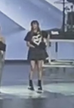 JEONGYEON IS WEARING A SKIRT FOR ENCORE