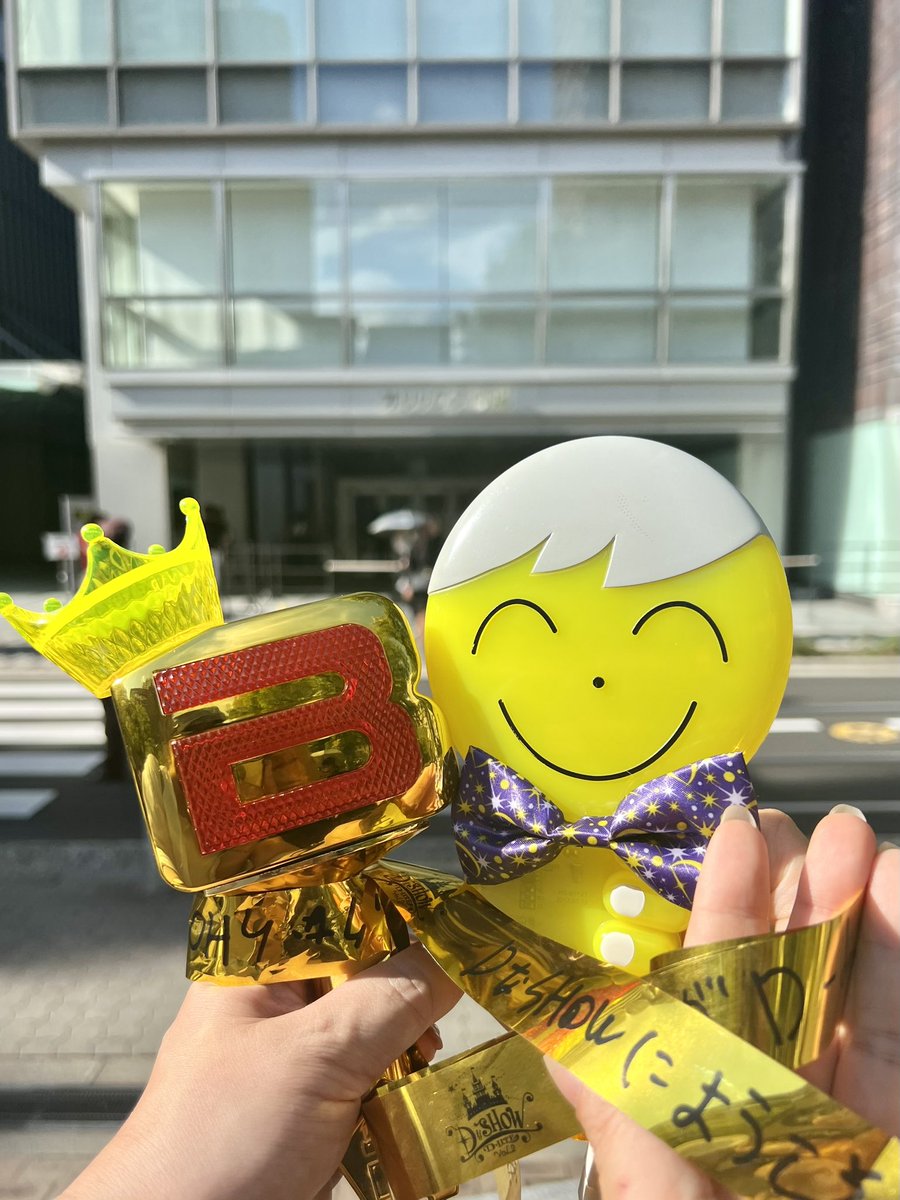 ym09_mae's tweet photo. サマソニ、Dな大阪・福岡
待ち続けた6年の間にだいぶ老いた身体で、全力で駆け抜けた2週間。
約束した5人揃って…ではないけれど、ちょっとずつ少しずつ。

#サマソニ大阪
#DなSHOW大阪
#DなSHOW広島 https://t.co/JaTCUwxOEZ