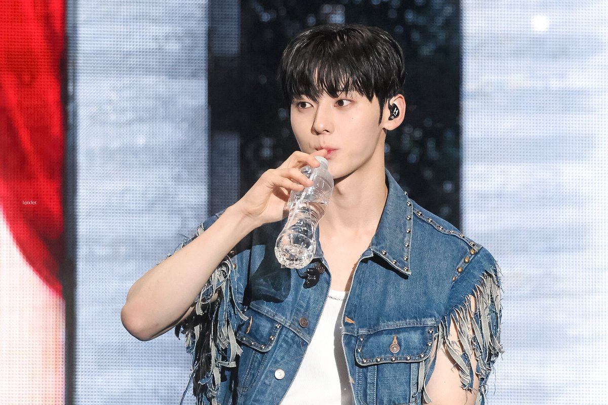 tender_89's tweet photo. 230902 #황민현 https://t.co/Sxk8tzQpwc
