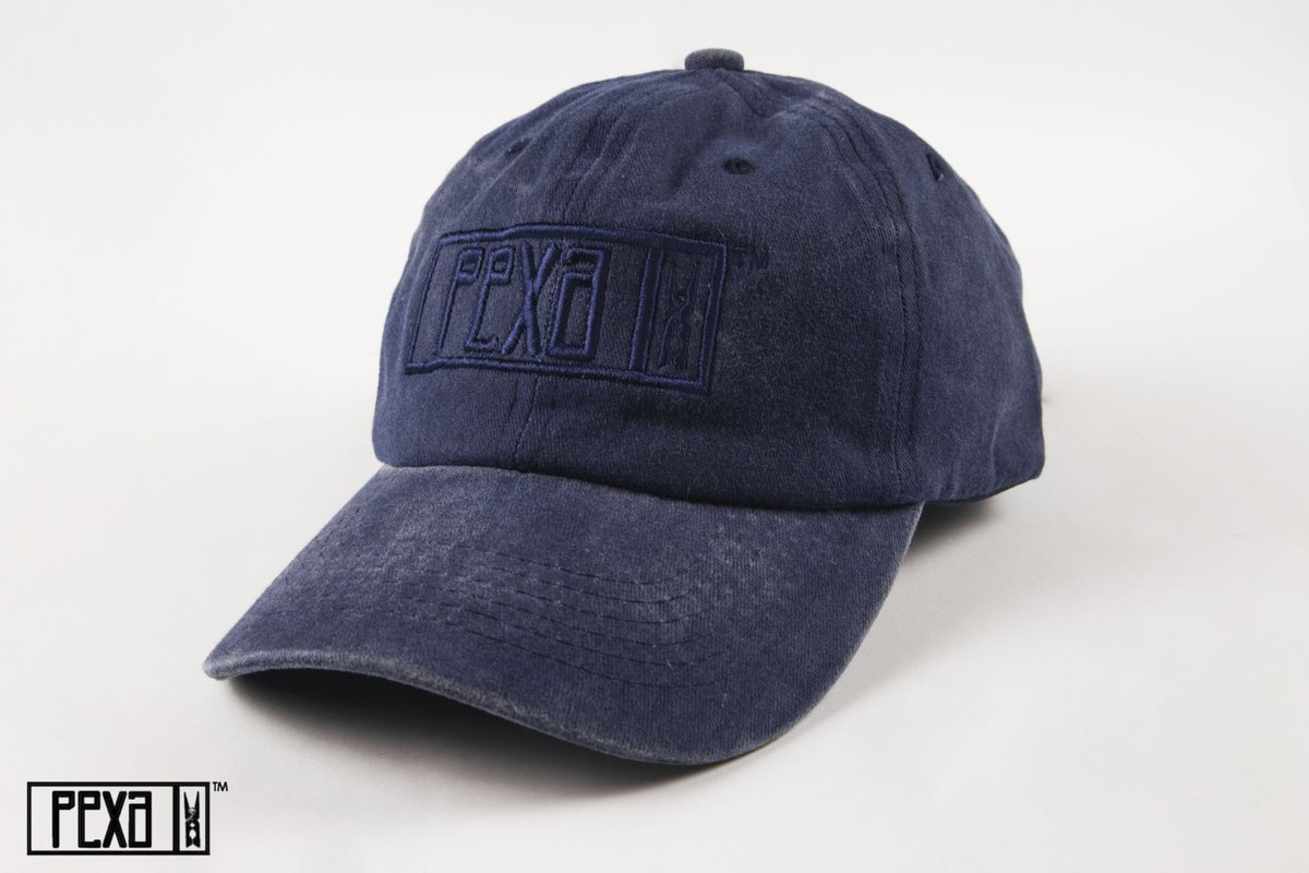 Bakangt3's tweet image. .PEXA 

3D embroidered logo baseball cap

This Pexa baseball cap comes with a brushed curved brim. 
Price: R239.99 
Color: Navy Blue 
Order: 0678989759 ¦ 0607744507 
Delivery: 3 - 7 Working Days

#Pexa ¦ #HangWithTheBest ¦ #caps ¦ #SAMA28 ¦ #fypシ゚viral ¦ #fypage #famemma19