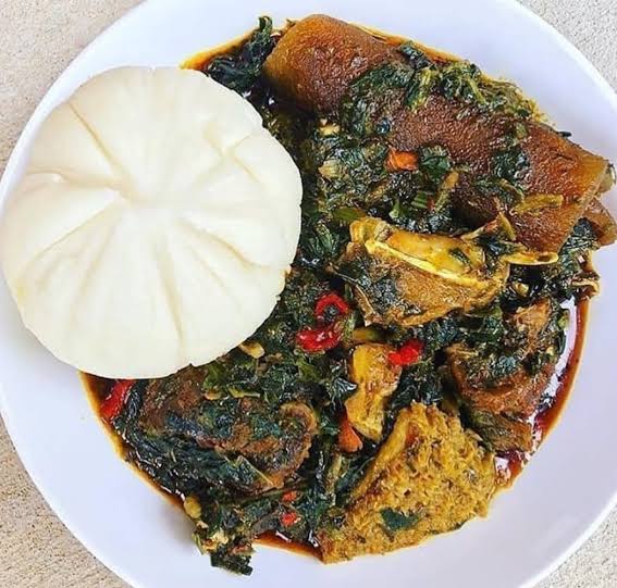 AKURECITY's tweet photo. Which of this frame is your favourite Stew/Soup with Pounded Yam?
#Frame1: Pounded Yam with Okro +Pepper Stew
#Frame2: Pounded Yam with Vegetables stew
#Frame3: Pounded Yam with Egunsi stew
#Frame4: Pounded Yam with Ogbona soup https://t.co/61swfq7Zat