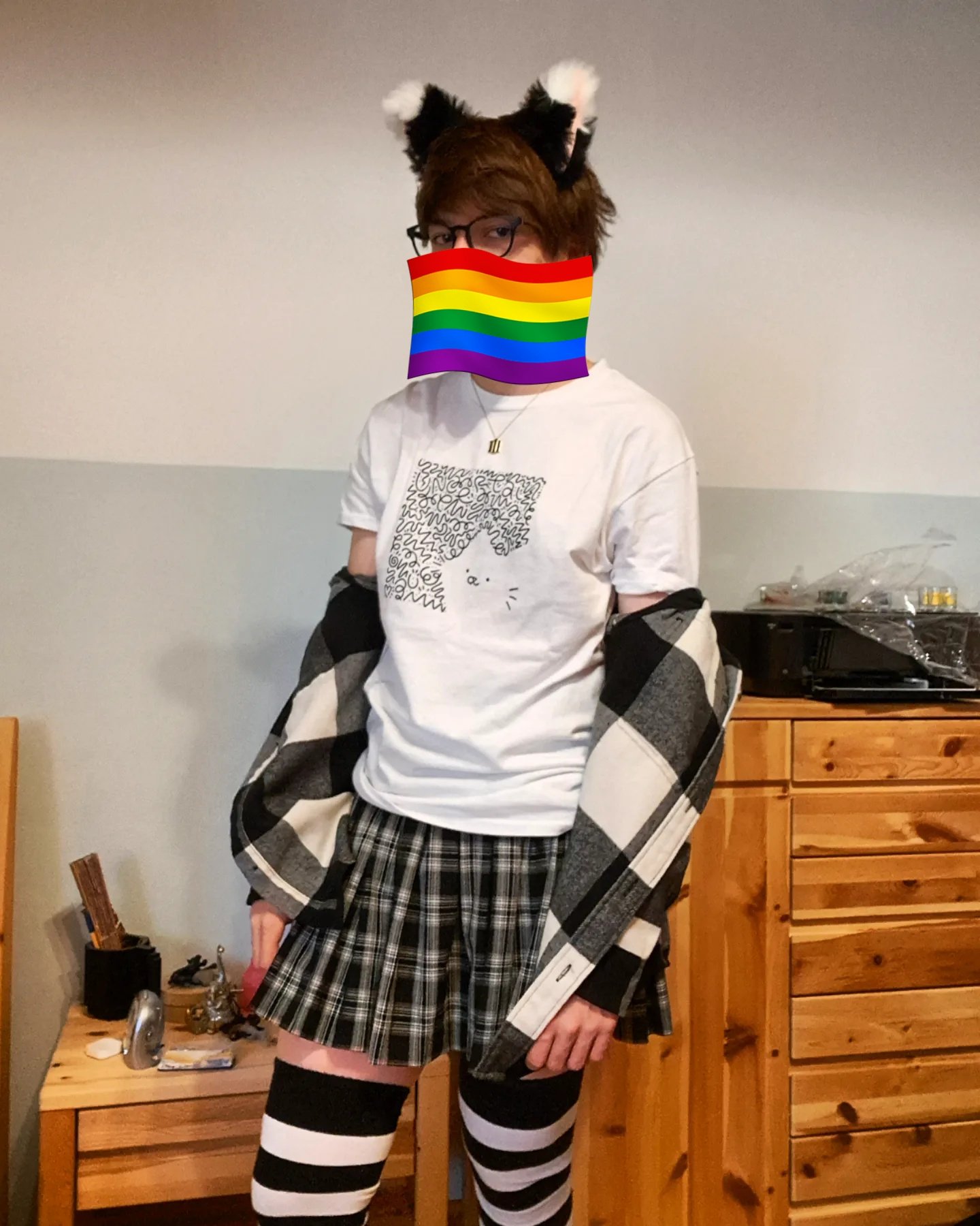 Klaus the Carlus on X: ✨️pic I forgot I took✨️ (I repeat: if you are a polish  femboy living near gdańsk you are obligated to dm me (I have free hugs and