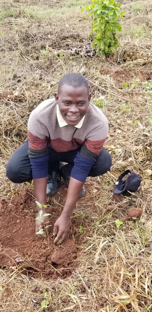 <a href="/rotaractuiahmz/">rotaract club of uiahamz-mulago</a> Mulago has participated in a Tree planting project organized by its Mother Club <a href="/rcbnuganda/">Rotary Club of Bweyogerere Namboole</a> Namboole in Buikwe District Nkokonjeru Kiwaale village <a href="/Rotaract_TV/">ROTARACT ONLINE TV</a>