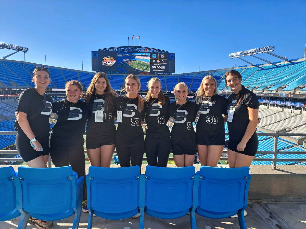 BanditsNc's tweet photo. Some of our girls and families enjoyed working the Duke Mayo football game last night.  Anything and everything helps these girls continue their dreams.  #BEP #FallisHere @UNCFootball @GamecockFB https://t.co/kJg3PTSSOM