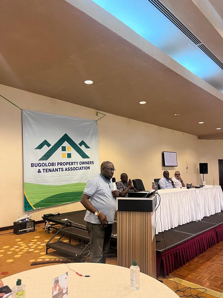 Kobs_Fifi's tweet photo. “We want to promote the green environment in Bugolobi and we are going to do so by planting trees”
@OmodiDa
#BPOTA https://t.co/jwdlXCTzog
