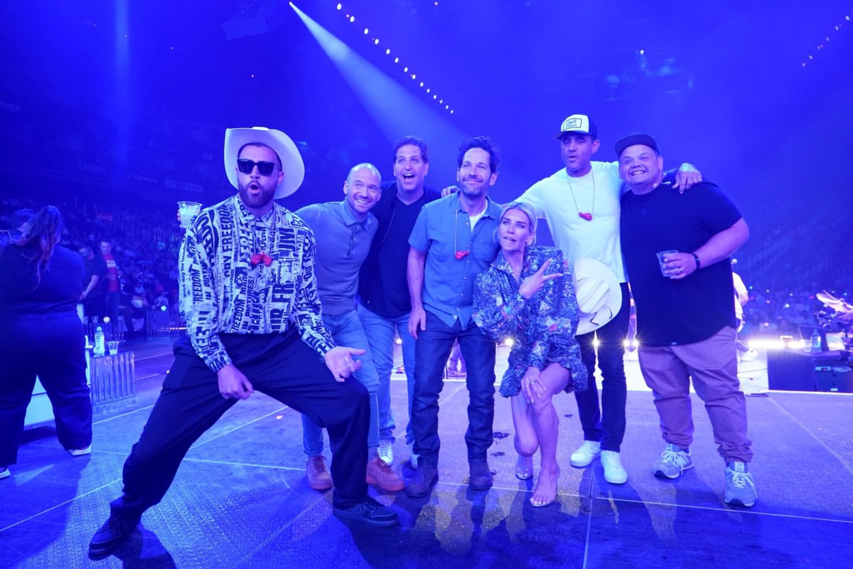 paulruddcom's tweet photo. Photos: Paul Rudd attends the 2023 Big Slick Celebrity Weekend Party https://t.co/pD0LghgIcL #PaulRudd #BigSlick https://t.co/TrpI96X5Mi