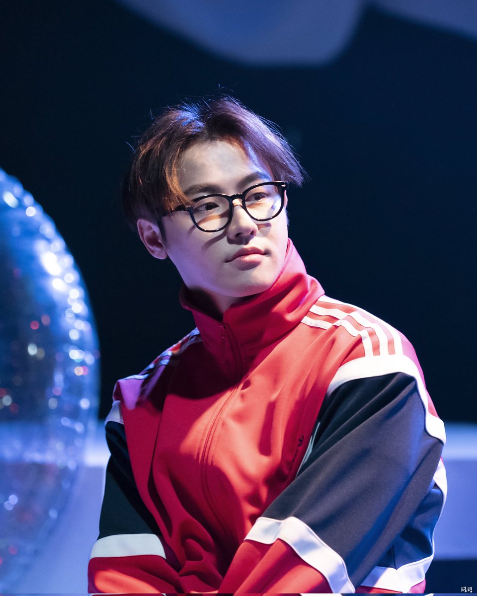 bbc_syung's tweet photo. #20230528일요일 
#연극_도넛 #김유권 https://t.co/E9a34kuwO9