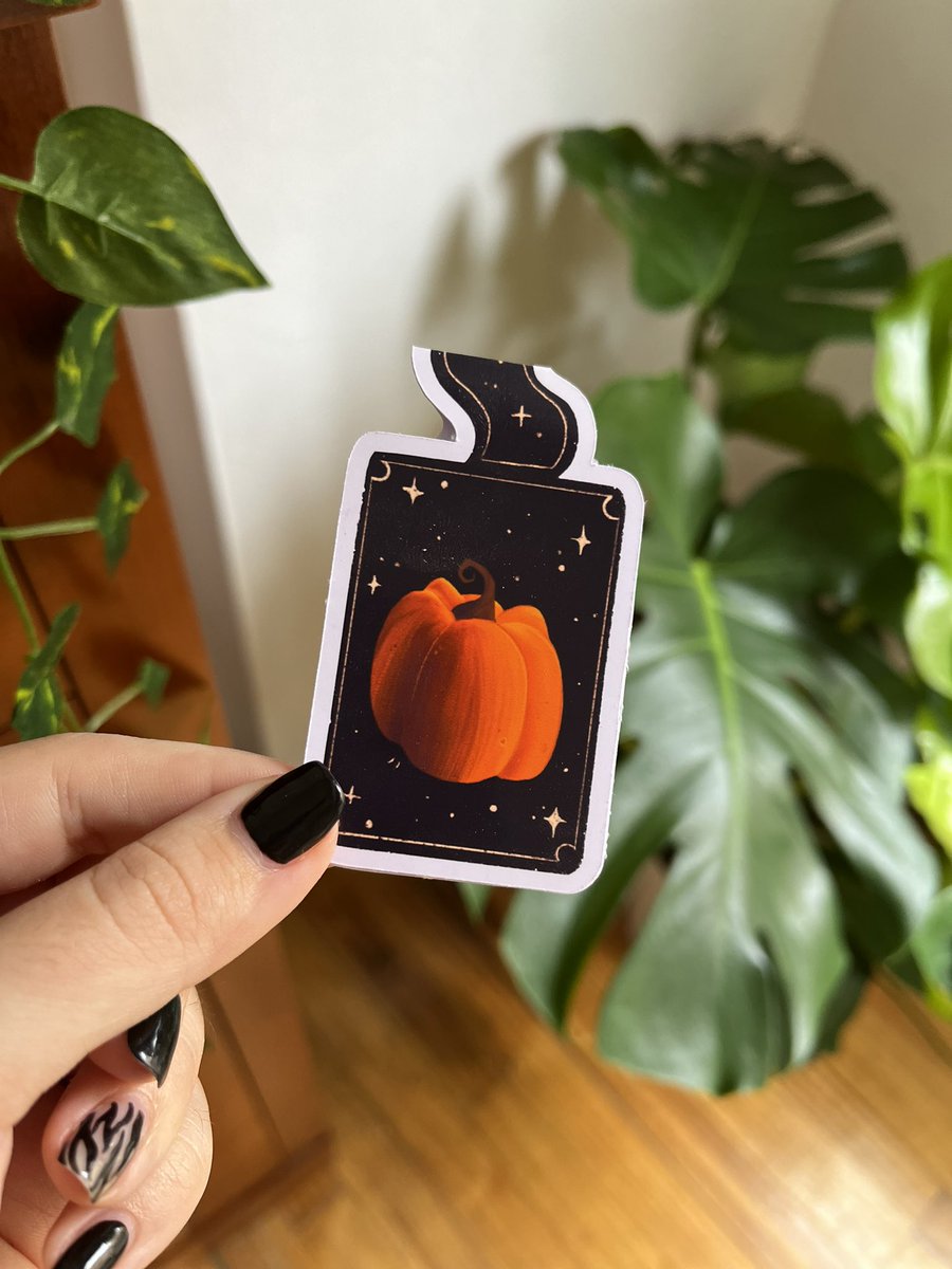 Nuevos marcapáginas magnéticos ✨

Estos cuatro diseños estarán disponibles este mes en mi tienda de Etsy! ☺️🍂 Pronto os confirmaré la fecha! 

Espero que os gusten 🎃✨