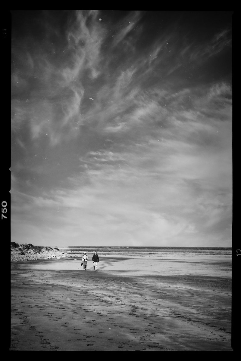 thisdevon's tweet photo. ‘If you've never stared off into the distance, then your life is a shame’ #devon #this_devon #greysands #countingctows #mrspotterslullaby #idaretoshoot @idaretoshoot #mono #bnw #editedfilmeffect https://t.co/apW7YKUzqA