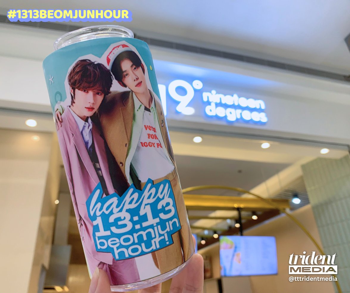 tttridentmedia's tweet photo. Today we spent a fun Sunday at the #1313BEOMJUNHOUR cupsleeve event! So much freebies were given out and the raffle got so exciting!

Location: #nineteendegrees @smmegamall

View the full photo album on Facebook : https://t.co/XR5P0TltHQ

#TXT #TOMORROW_X_TOGETHER https://t.co/LUYktwtjf6