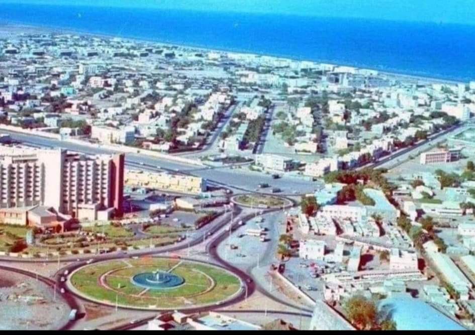 نحنى الوحيدين ماضيناء اجمل من الحاضر