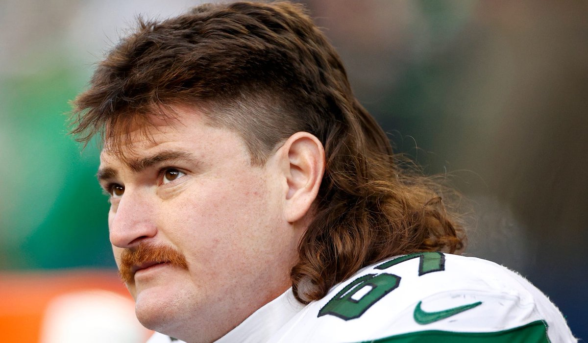 ' I grew up hating the Packers ' -Dan Feeny The mullet had me curious the quote made me a fan. @TTNLNetwork