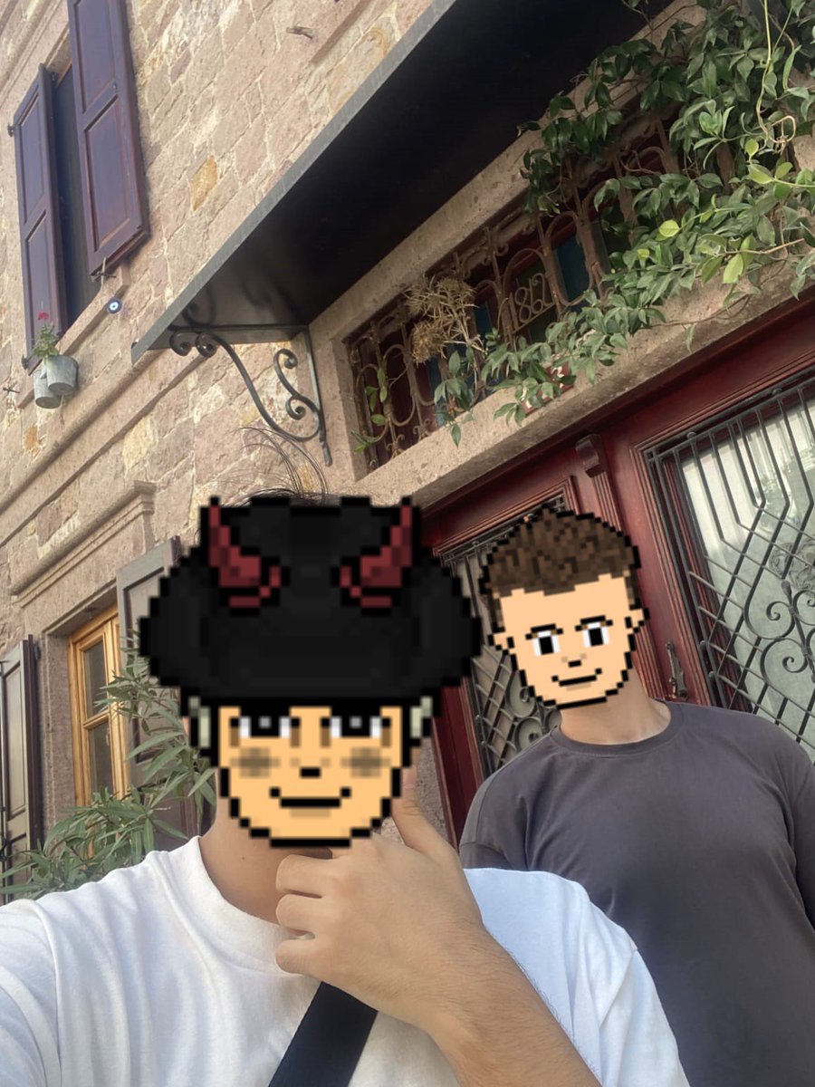 Kanka biz eksik mi kalak ya bizde pixelli atak dimi. Güzel gündü 💀👍🏻 @ayborasbs