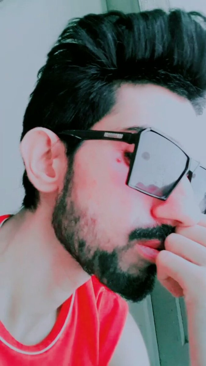Safdarshah67's tweet photo. #safdarkhan #SalmanKhan #Akshara #sunjaydutt #DishaPatani #NeerajChopra #ManishaSquad #Ajay #SoniaGandhi #PriyankaMohan #KatrinaKaif #SonamBajwa #BobbyDeol #faceboo https://t.co/r6rp0oORoS