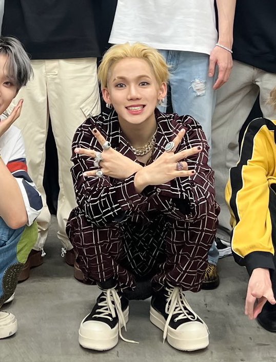 HYUNH4YI's tweet photo. choi hyunsuk in fukuoka japan fanmeet 📸 #최현석 https://t.co/MUgREAAY5m