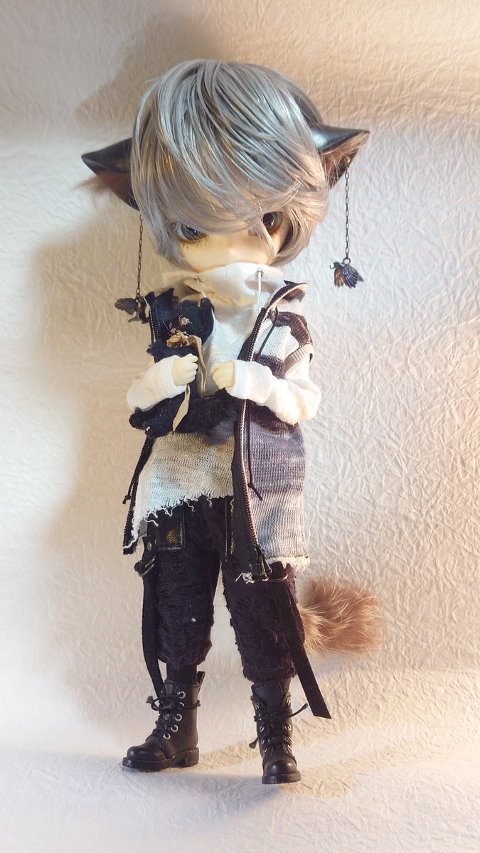 ハルモニアブルーム は 服のサイズは1/6、 ウィッグのサイズはMSD（6-7