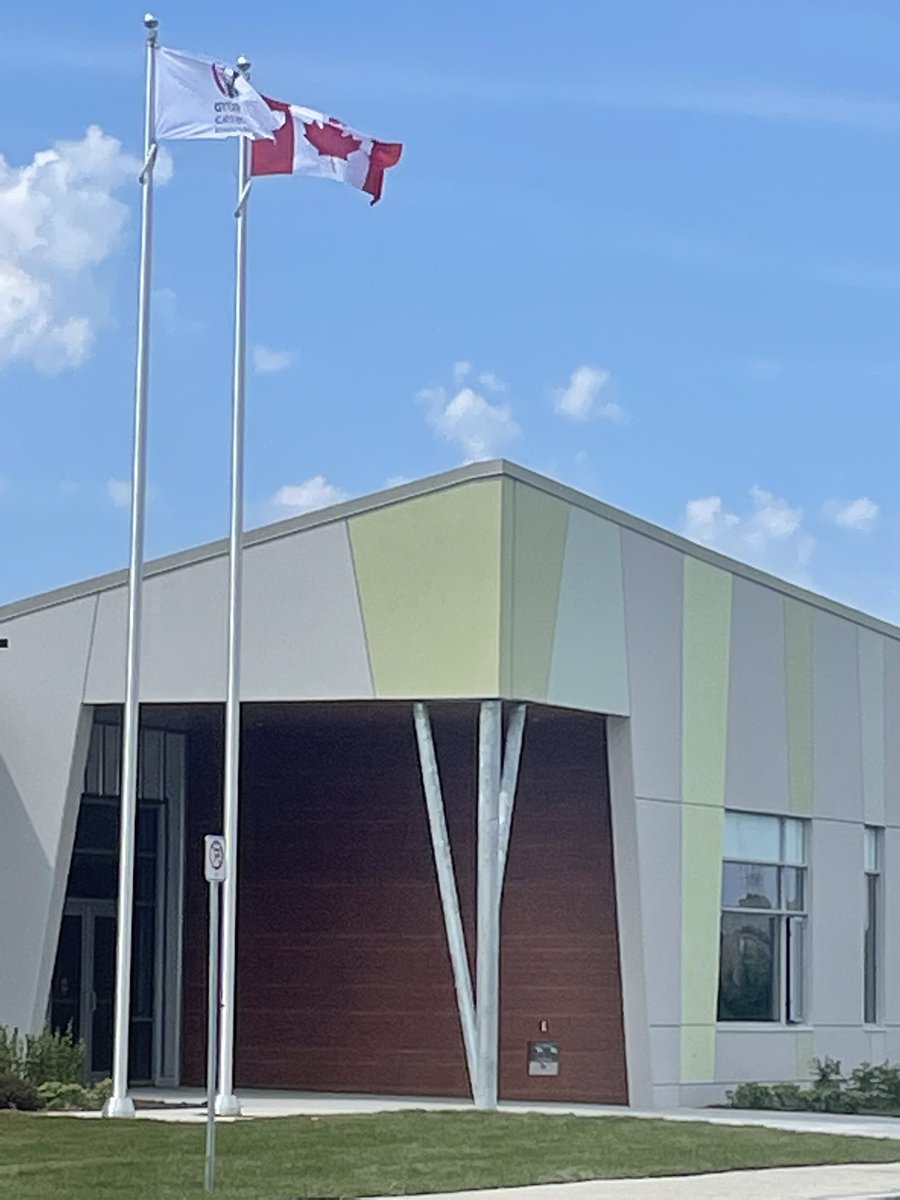 ShelleyMontgo16's tweet image. Hard hats off!  Loved that I was there to take this video #principal #projectmanager and now! Amazing friends,
Colleagues and Staff working to make this beautiful school come alive for our amazing students! @OttCatholicSB @BernadetteOCSB #BeCommunity