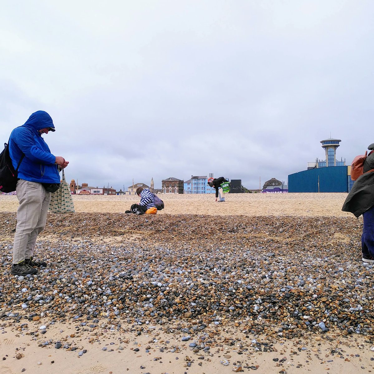 Now it's September we're getting really excited for getting back on the beach with our Coasters programme! 🌊 Coasters is a free nature-connection programme for adults on Great Yarmouth beach. Join us! Find out more on our website: buff.ly/3QkKMGH