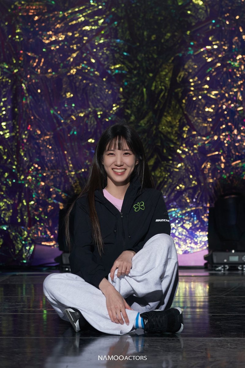 gwon9294's tweet photo. 이비룸에 디스플레이 되었던 미니 간판 그림!
올리고 싶은 거 꾹 참았다죠... https://t.co/Laupw7rcgy