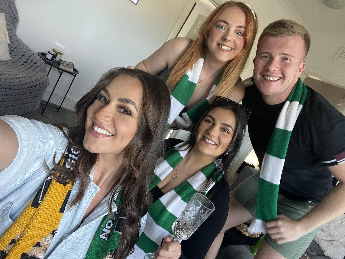🍀🍀🍀🍀💚