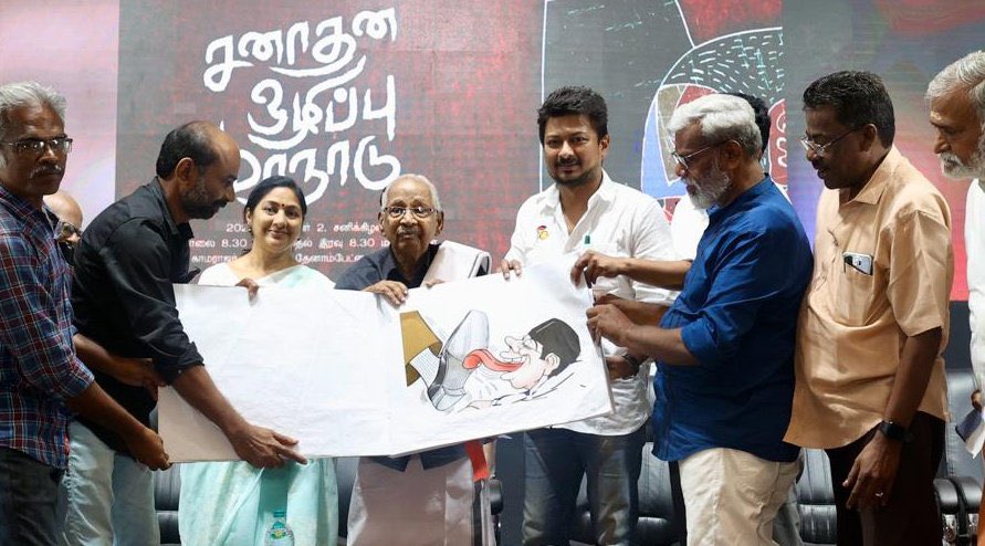 DearthOfSid's tweet photo. During the ‘Sanatana Abolition Conference’ yesterday, @Udhaystalin also unveiled a book titled ‘RSS’s Role in the Indian Liberation War’.

The first page depicted someone licking a shoe, while the second page showcased the assassination of Gandhi.

The rest of the pages were blank, and Udhay Stalin drew 3 big zeroes in it. 

What a legend 🔥
