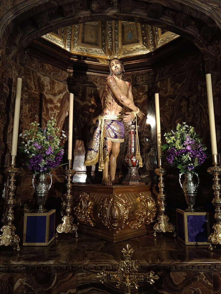 azotesycolumna's tweet photo. Nueva pureza donada por la familia Cias-maldonado y renovación del exorno floral...
@rcfusionadas #CofradíasMLG https://t.co/t1ijs0dwnF